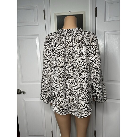 A New Day Leopard Print Blouse Medium - Picture 3 of 6
